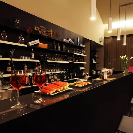 卡萨尔格朗德酒店 4*